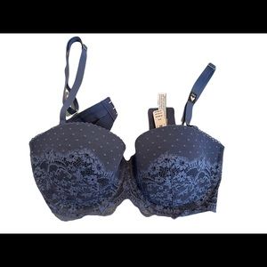 Victoria Secre Bra  Brandnew with Tag, Size 34D